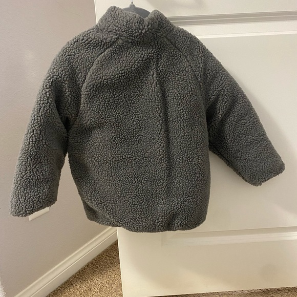 BABY GAP blue and gray reversible puffer jacket - Picture 5 of 5